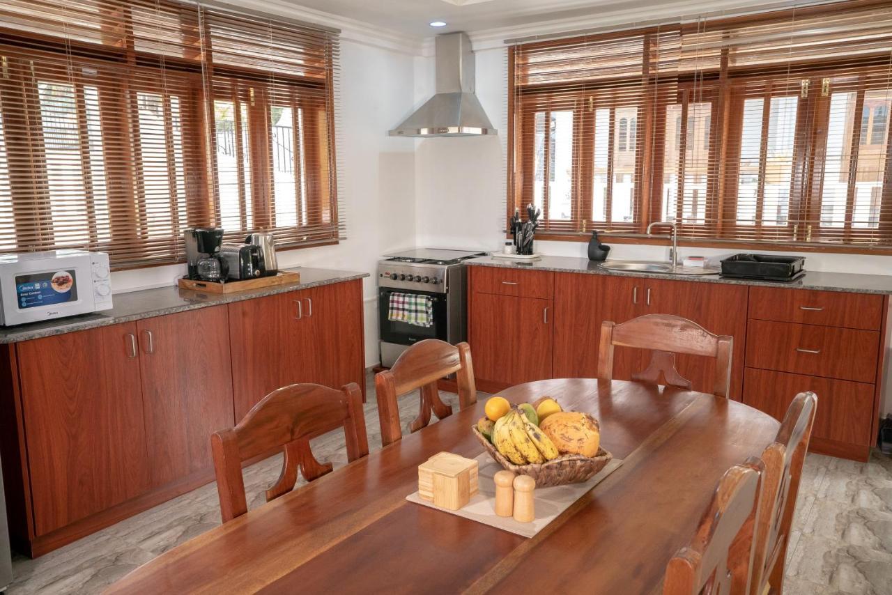La Belle Residence Self Catering Accommodation Vịnh Beau Vallon Ngoại thất bức ảnh